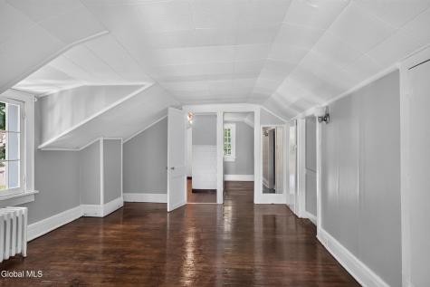 3034 7th Avenue Troy NY 12180