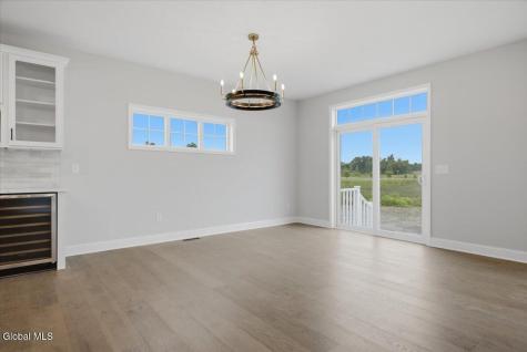 6 Clover Leaf Drive Halfmoon NY 12065