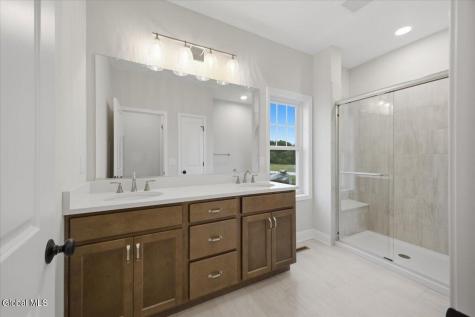 6 Clover Leaf Drive Halfmoon NY 12065
