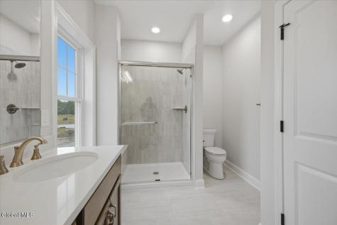6 Clover Leaf Drive Halfmoon NY 12065