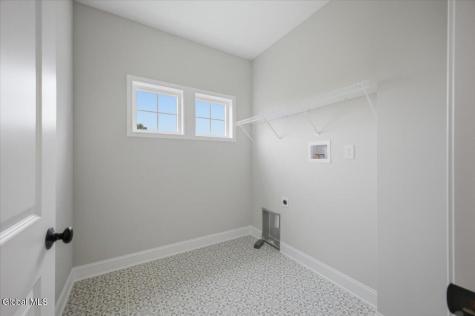 6 Clover Leaf Drive Halfmoon NY 12065