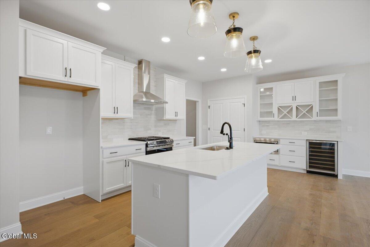 6 Clover Leaf Drive Halfmoon NY 12065