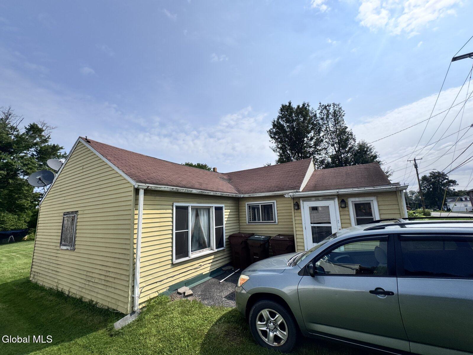 33 Bridge Street South Bethlehem NY 12158