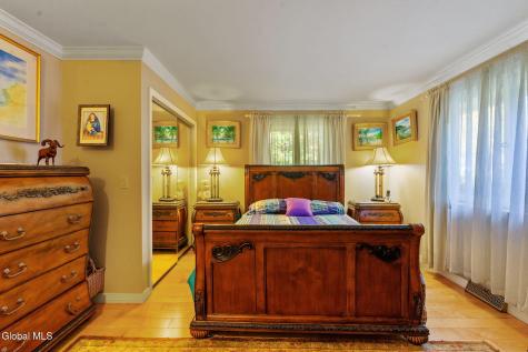 122 Marlboro Road Delmar NY 12054