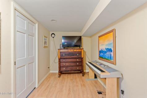 122 Marlboro Road Delmar NY 12054