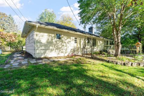 122 Marlboro Road Delmar NY 12054