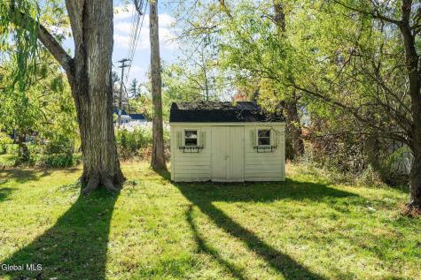 122 Marlboro Road Delmar NY 12054