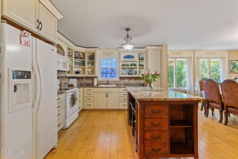 122 Marlboro Road Delmar NY 12054