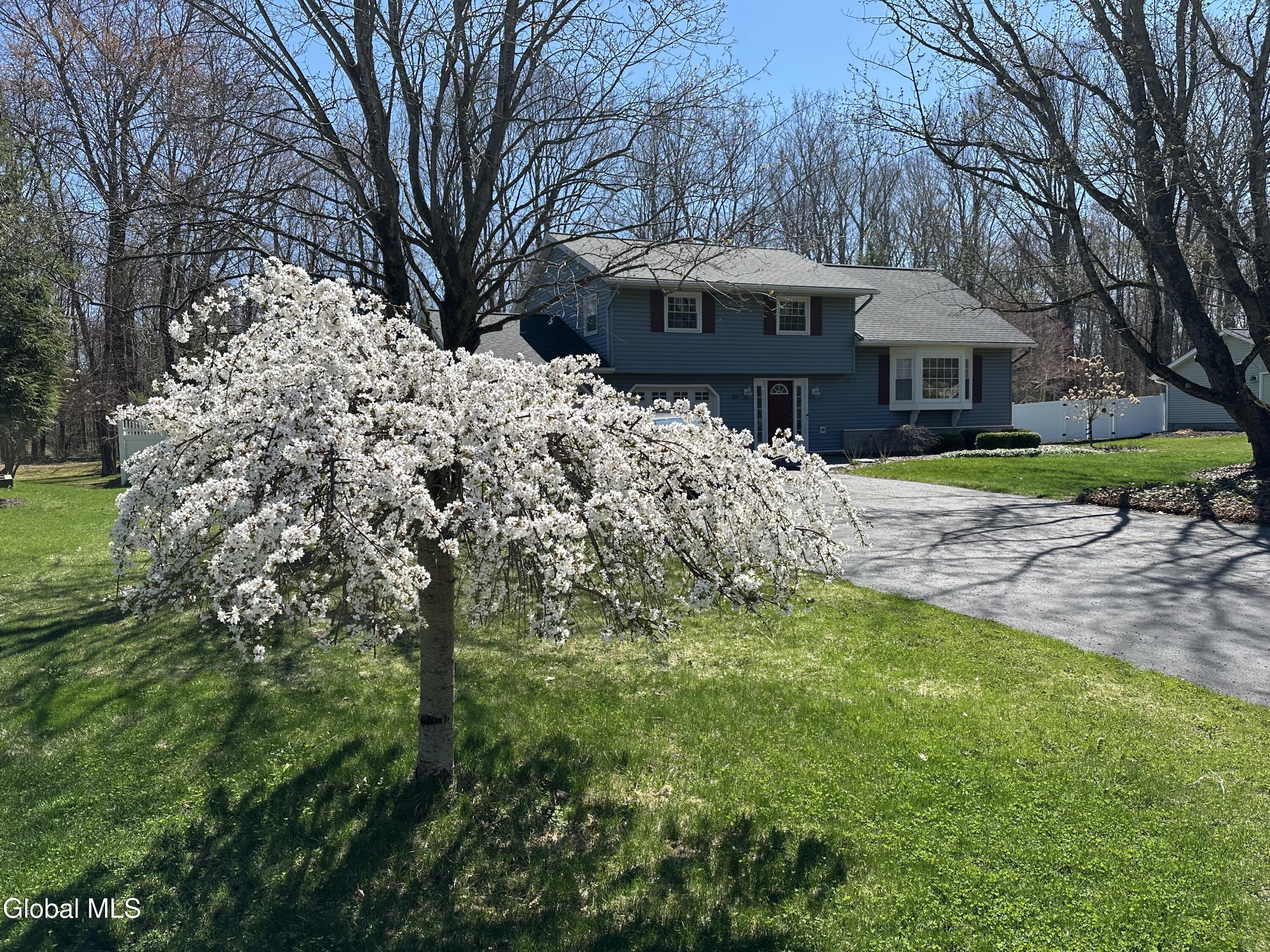 34 Guilder Place Ballston Lake NY 12019