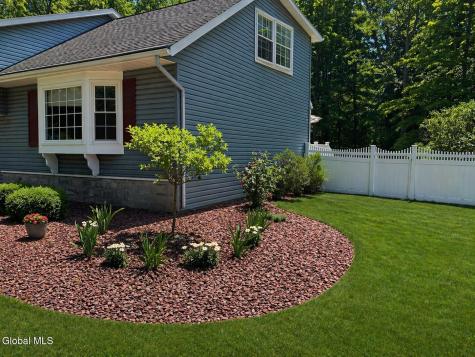 34 Guilder Place Ballston Lake NY 12019