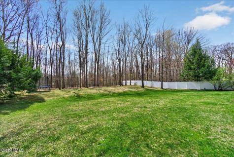 34 Guilder Place Ballston Lake NY 12019