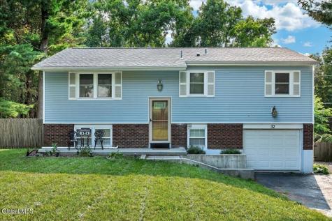 32 Tamarack Lane East Greenbush NY 12061