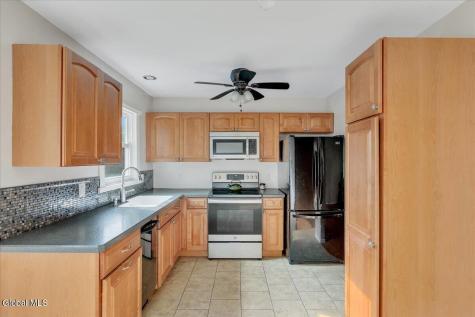 32 Tamarack Lane East Greenbush NY 12061