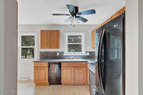 32 Tamarack Lane East Greenbush NY 12061