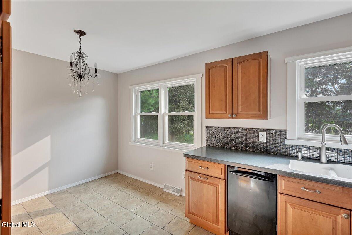 32 Tamarack Lane East Greenbush NY 12061
