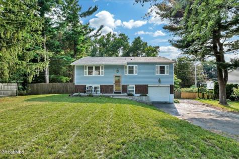 32 Tamarack Lane East Greenbush NY 12061