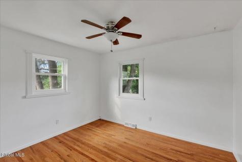 32 Tamarack Lane East Greenbush NY 12061
