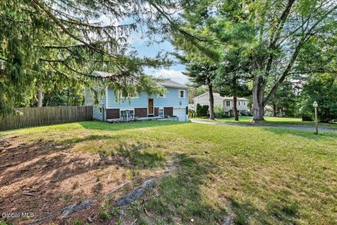 32 Tamarack Lane East Greenbush NY 12061