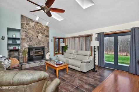 499 Miller Road Clifton Park NY 12065