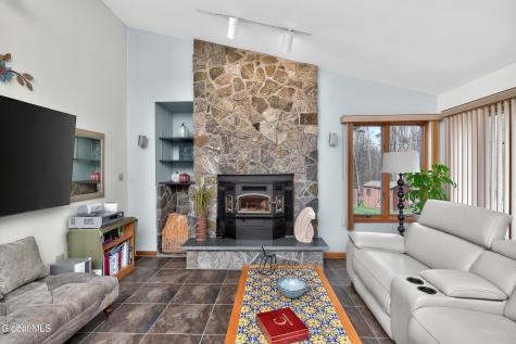 499 Miller Road Clifton Park NY 12065