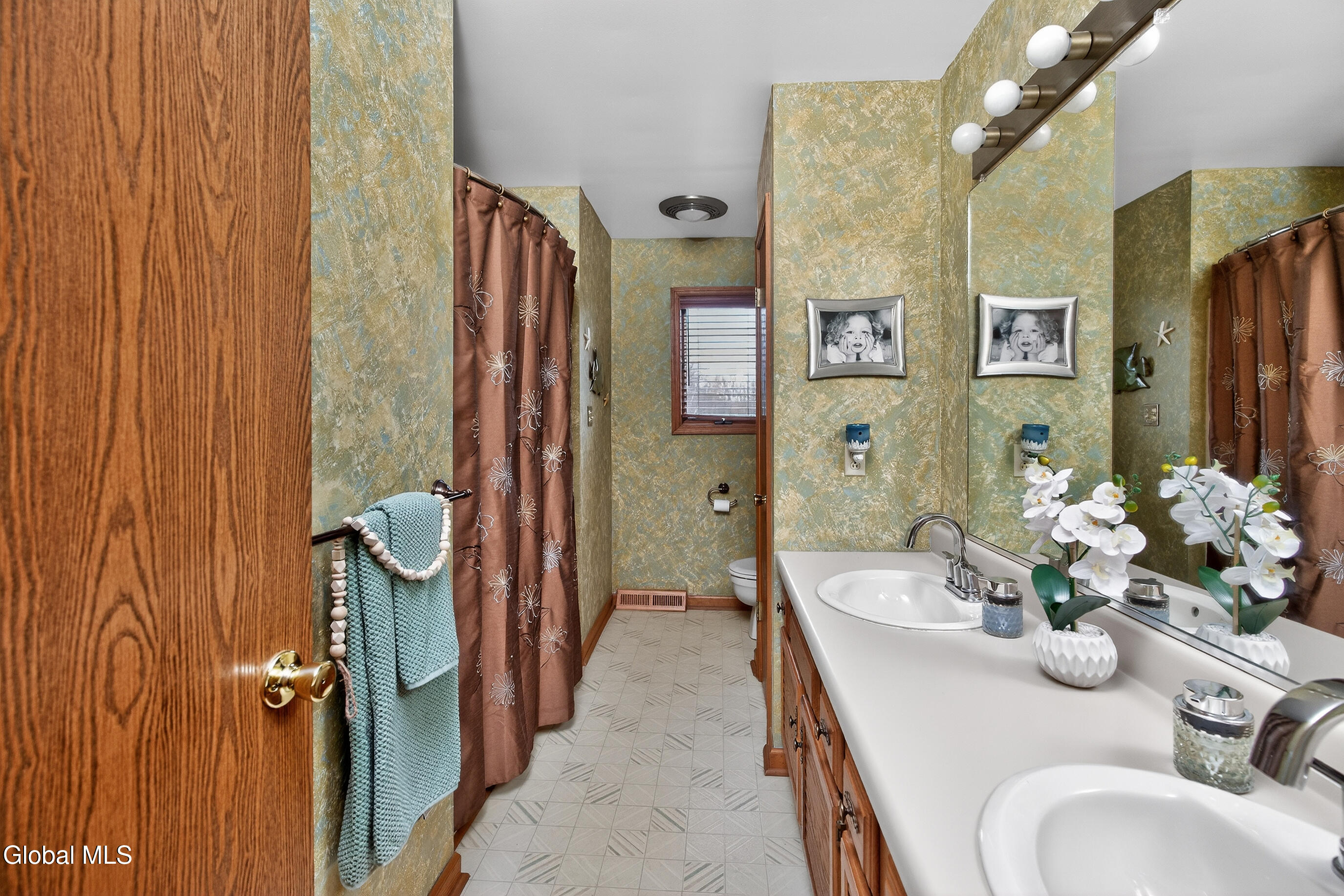 499 Miller Road Clifton Park NY 12065