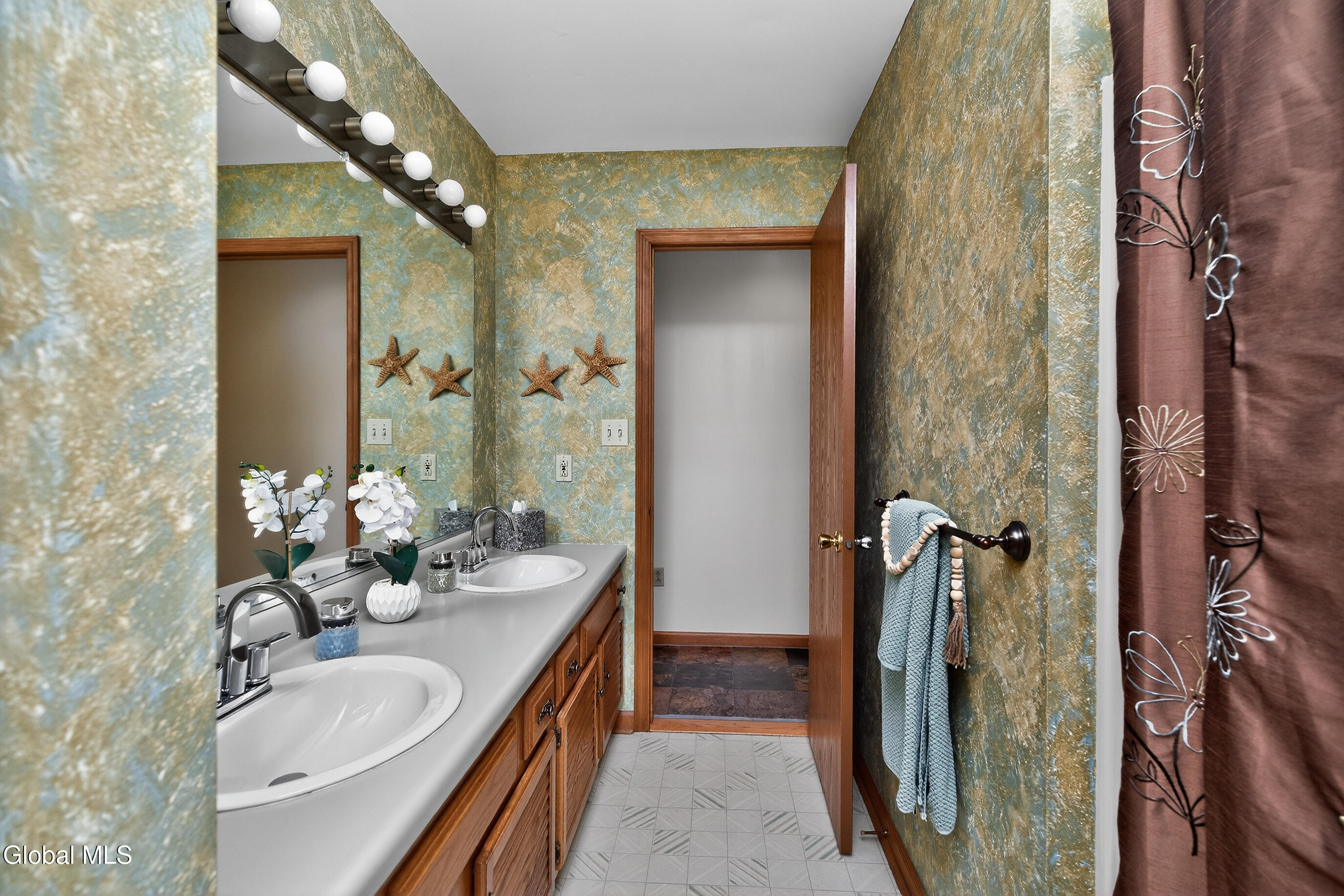 499 Miller Road Clifton Park NY 12065