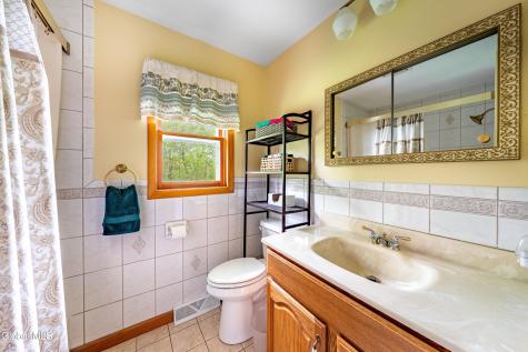 57 Casey Road Schaghticoke NY 12154