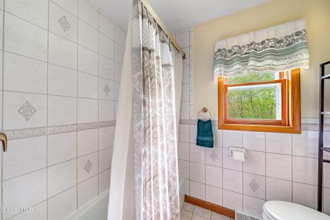 57 Casey Road Schaghticoke NY 12154