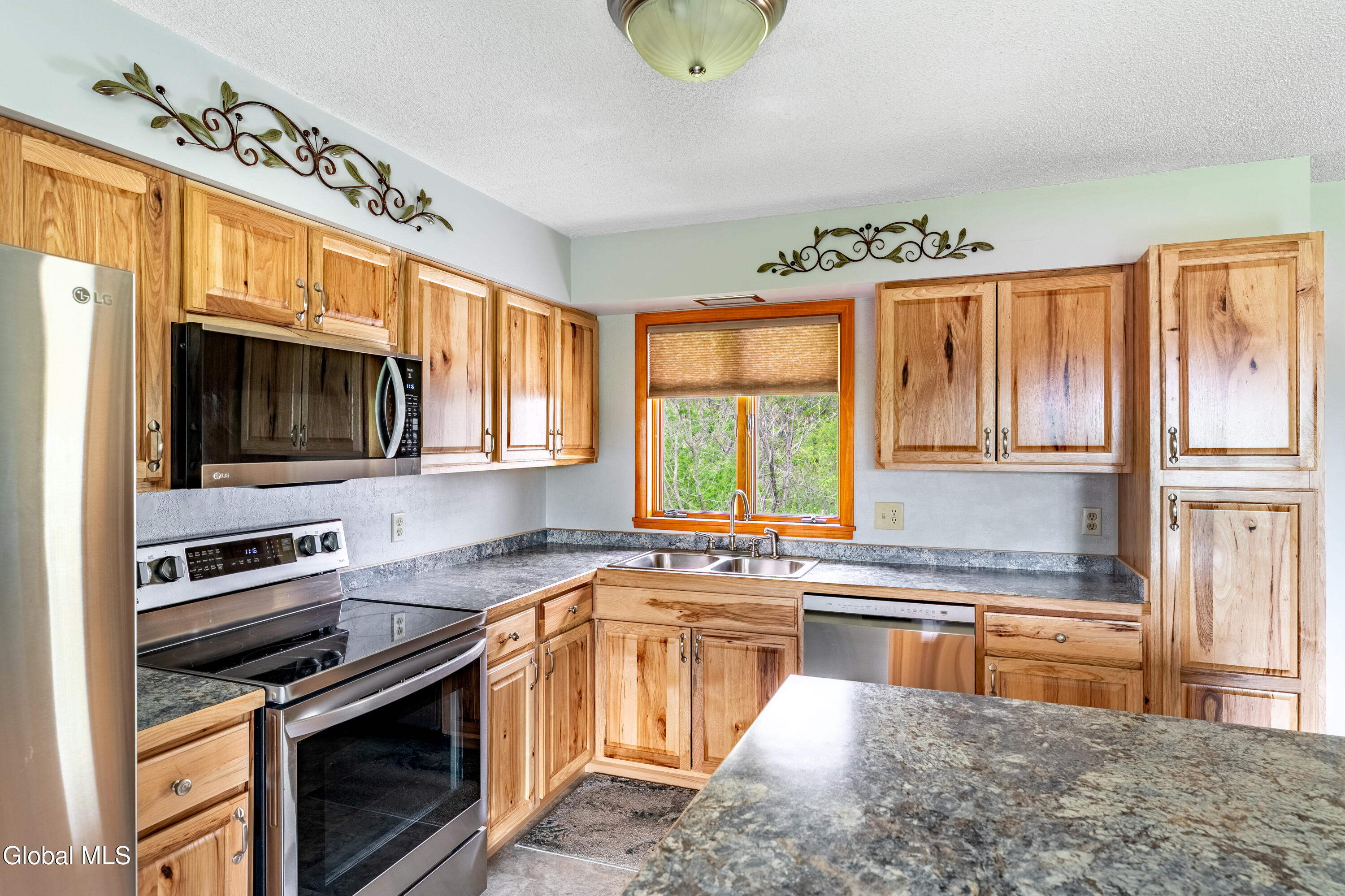 57 Casey Road Schaghticoke NY 12154