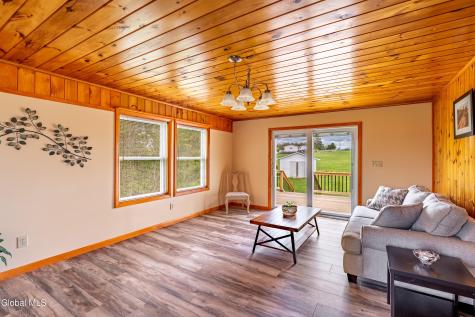 57 Casey Road Schaghticoke NY 12154