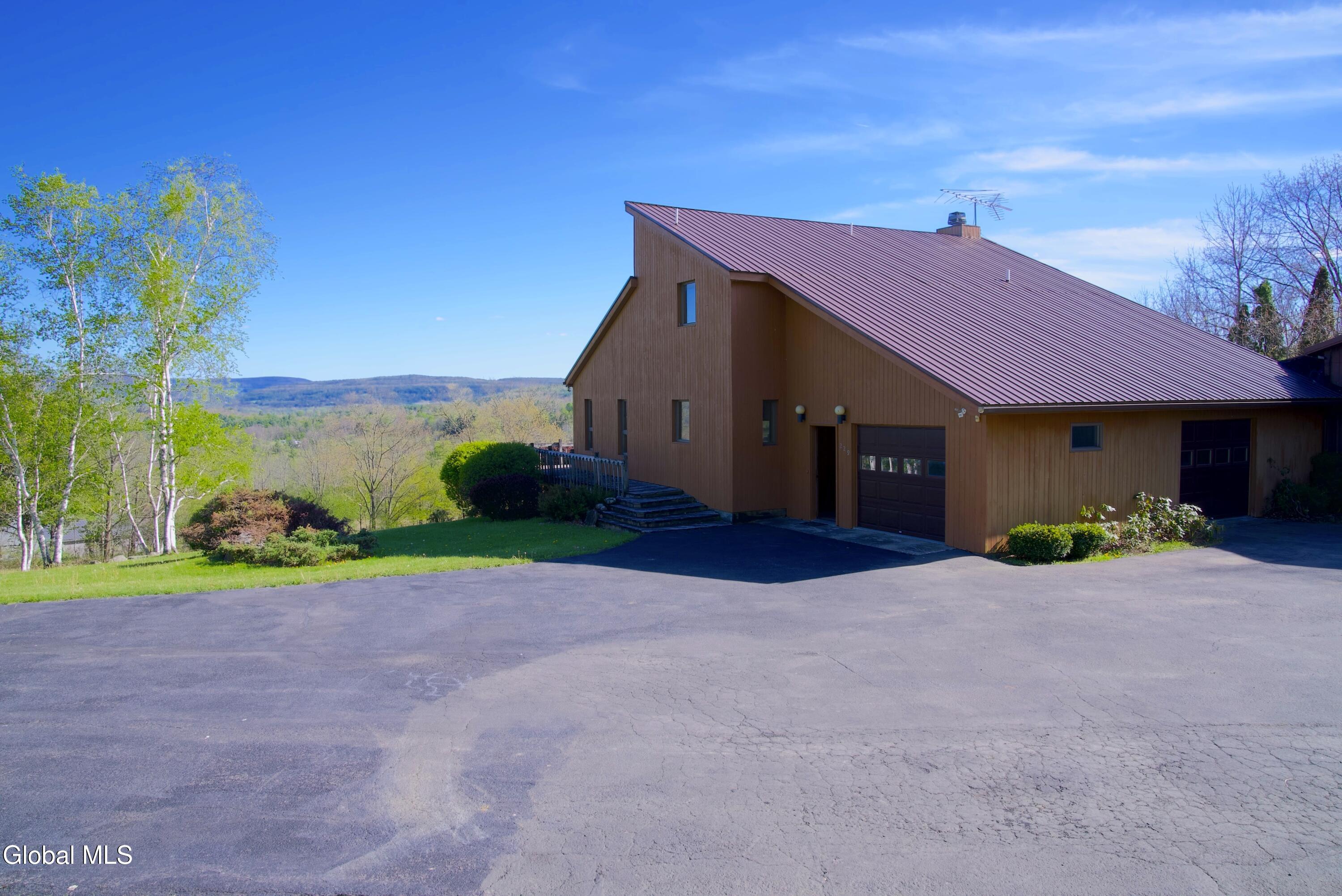 229 Sprakers Road Sloansville NY 12160