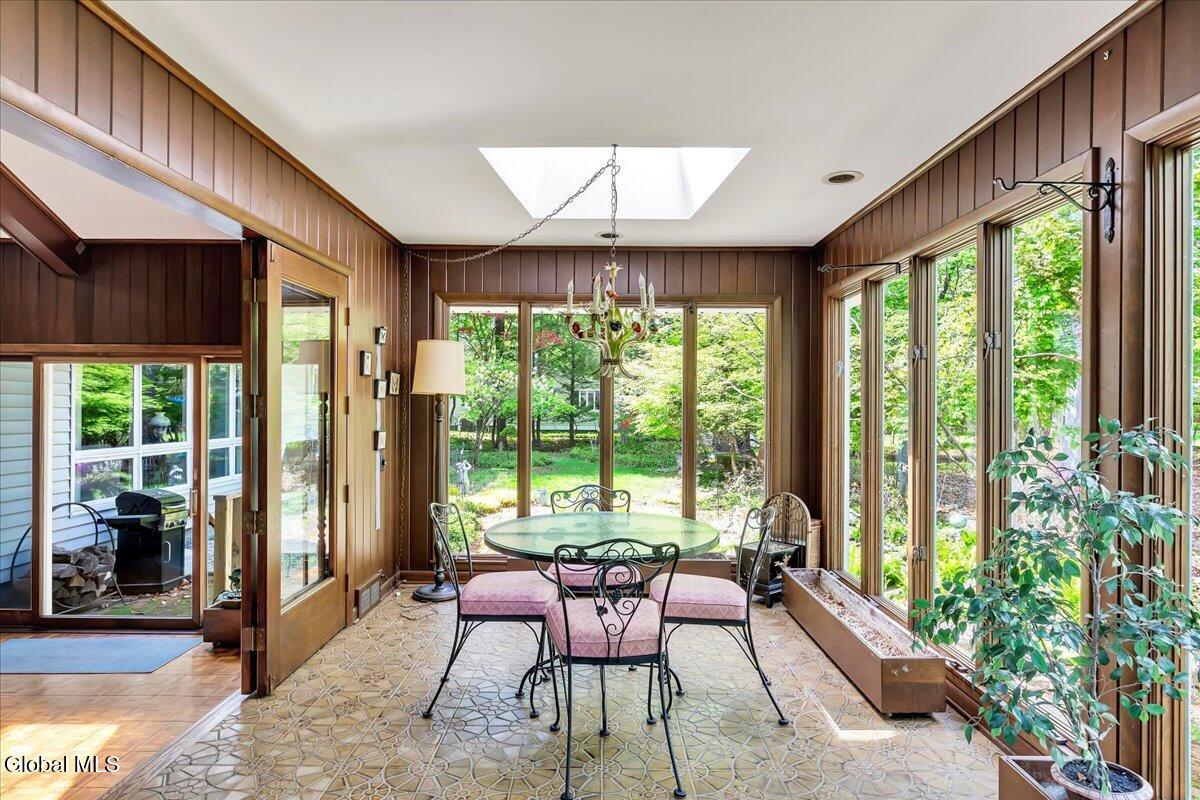 178 Westchester Drive S. Delmar NY 12054