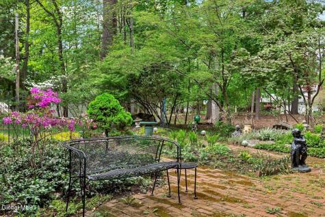 178 Westchester Drive S. Delmar NY 12054