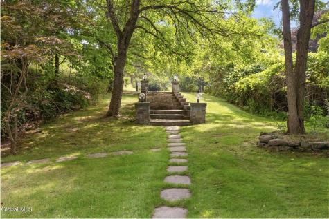 5 Link Road Ghent NY 12075