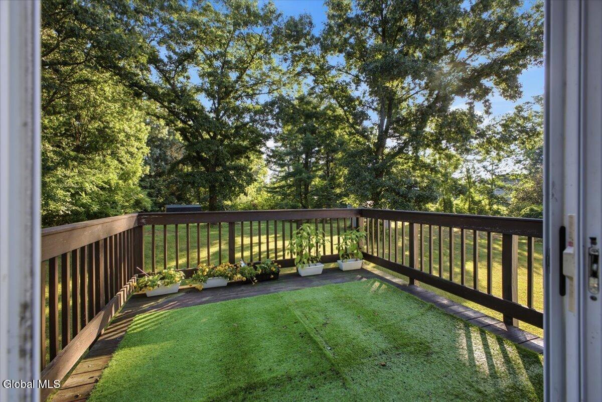 315 Consaul Road Colonie NY 12205