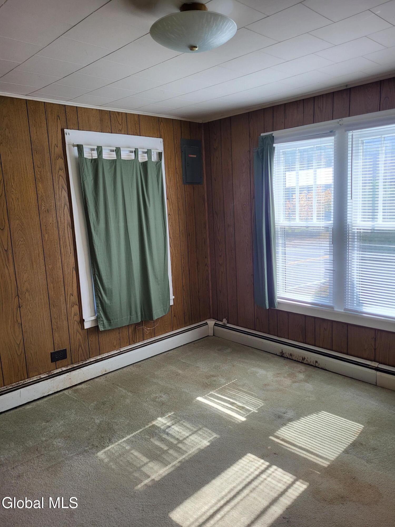 29 Hadley Road Stony Creek NY 12878