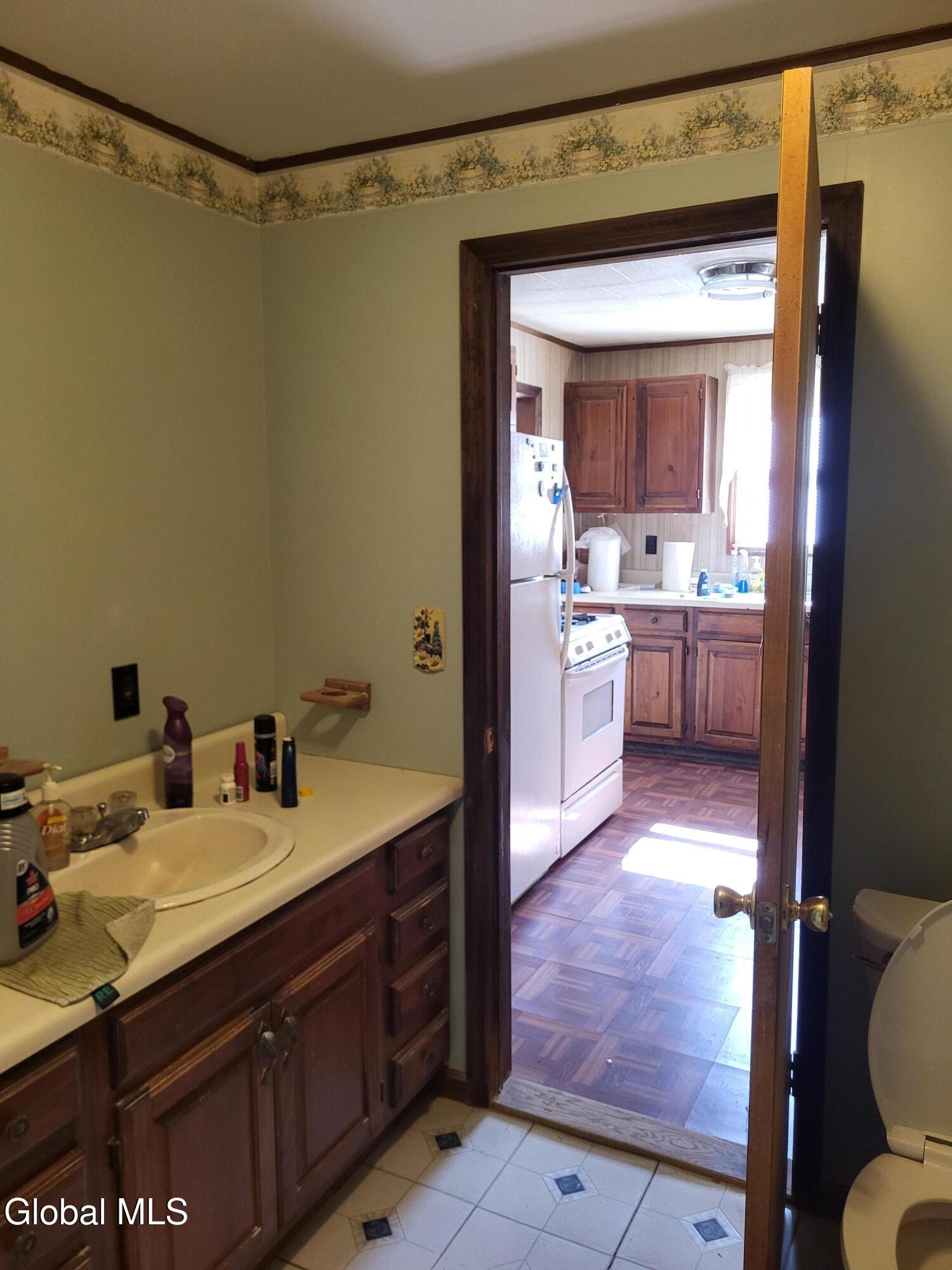 29 Hadley Road Stony Creek NY 12878