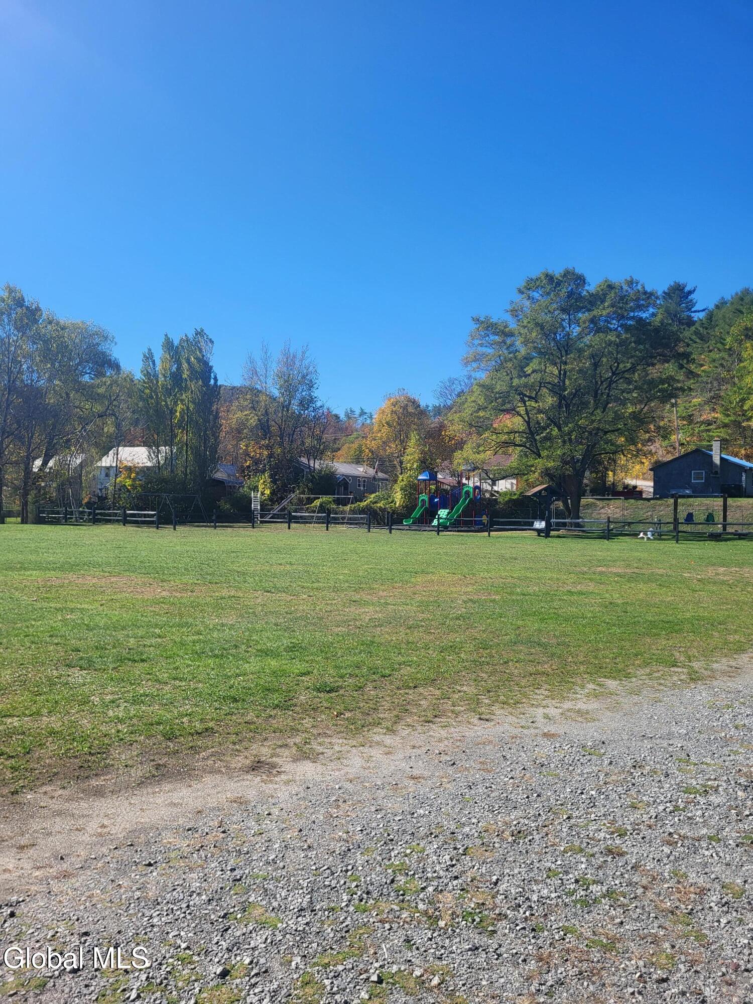 29 Hadley Road Stony Creek NY 12878