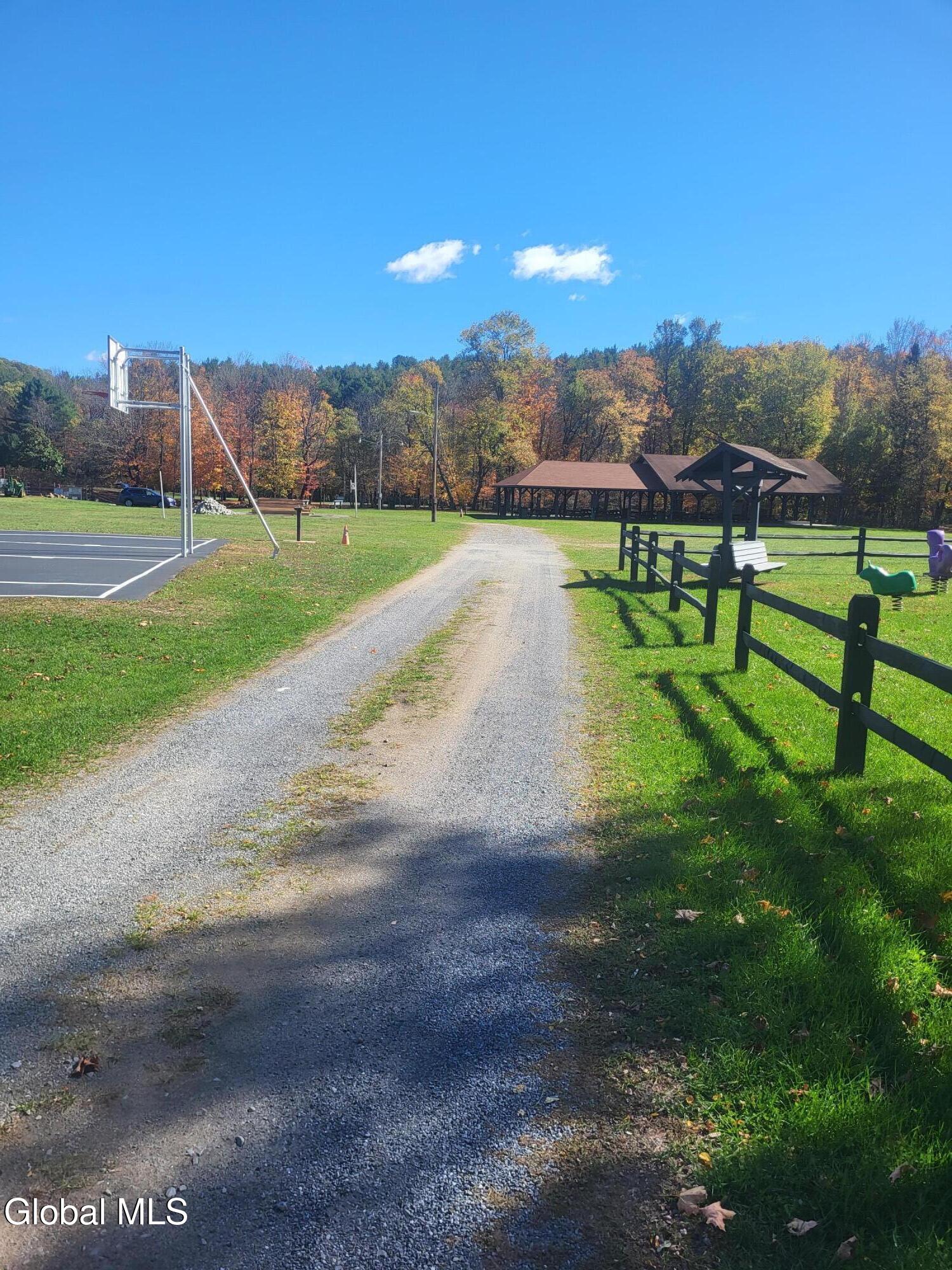 29 Hadley Road Stony Creek NY 12878