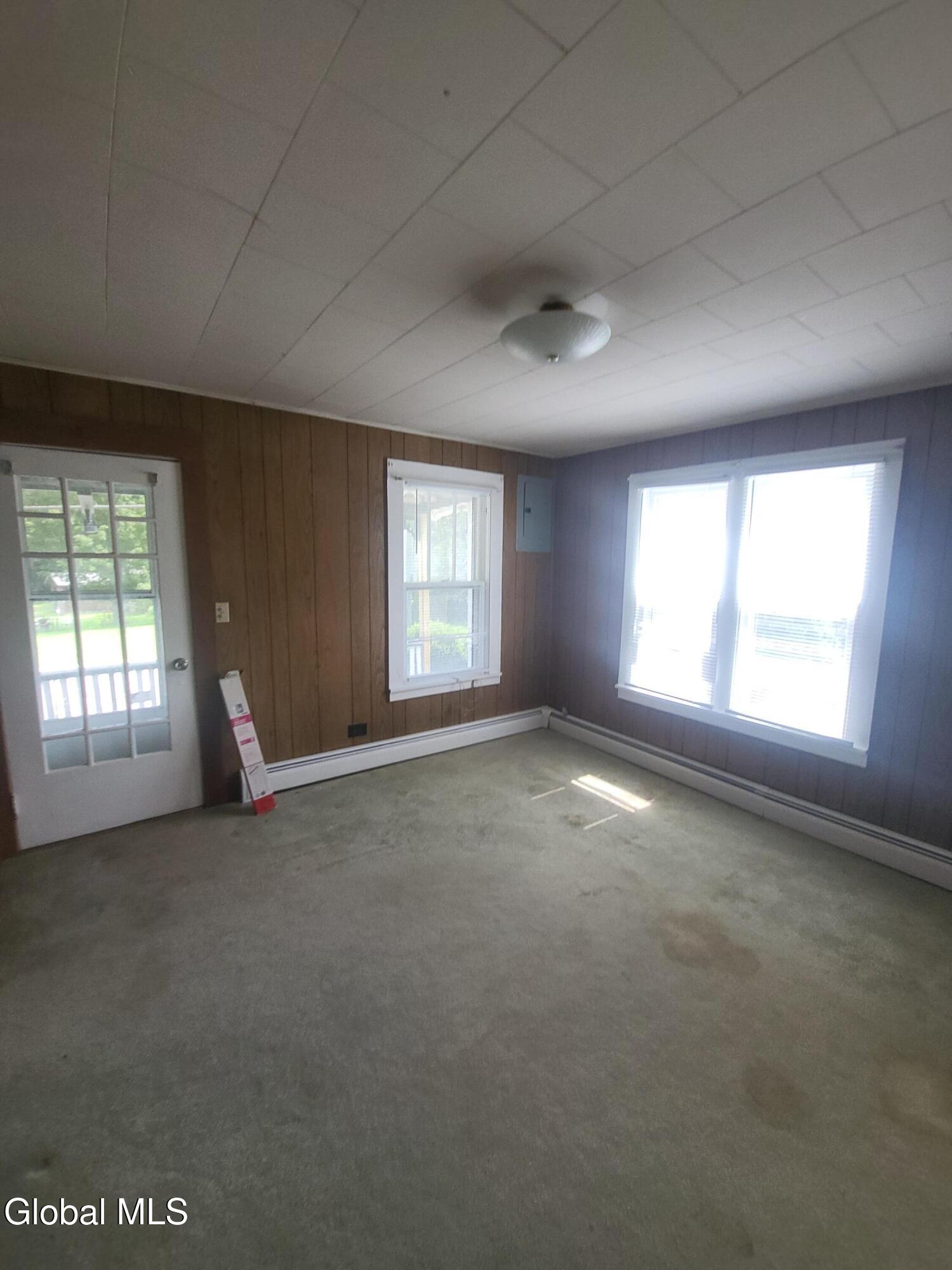 29 Hadley Road Stony Creek NY 12878