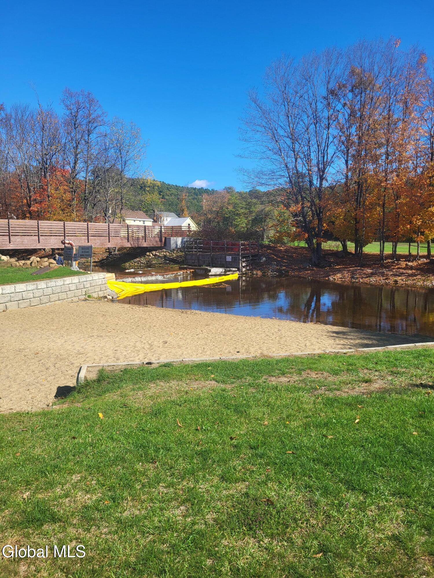 29 Hadley Road Stony Creek NY 12878