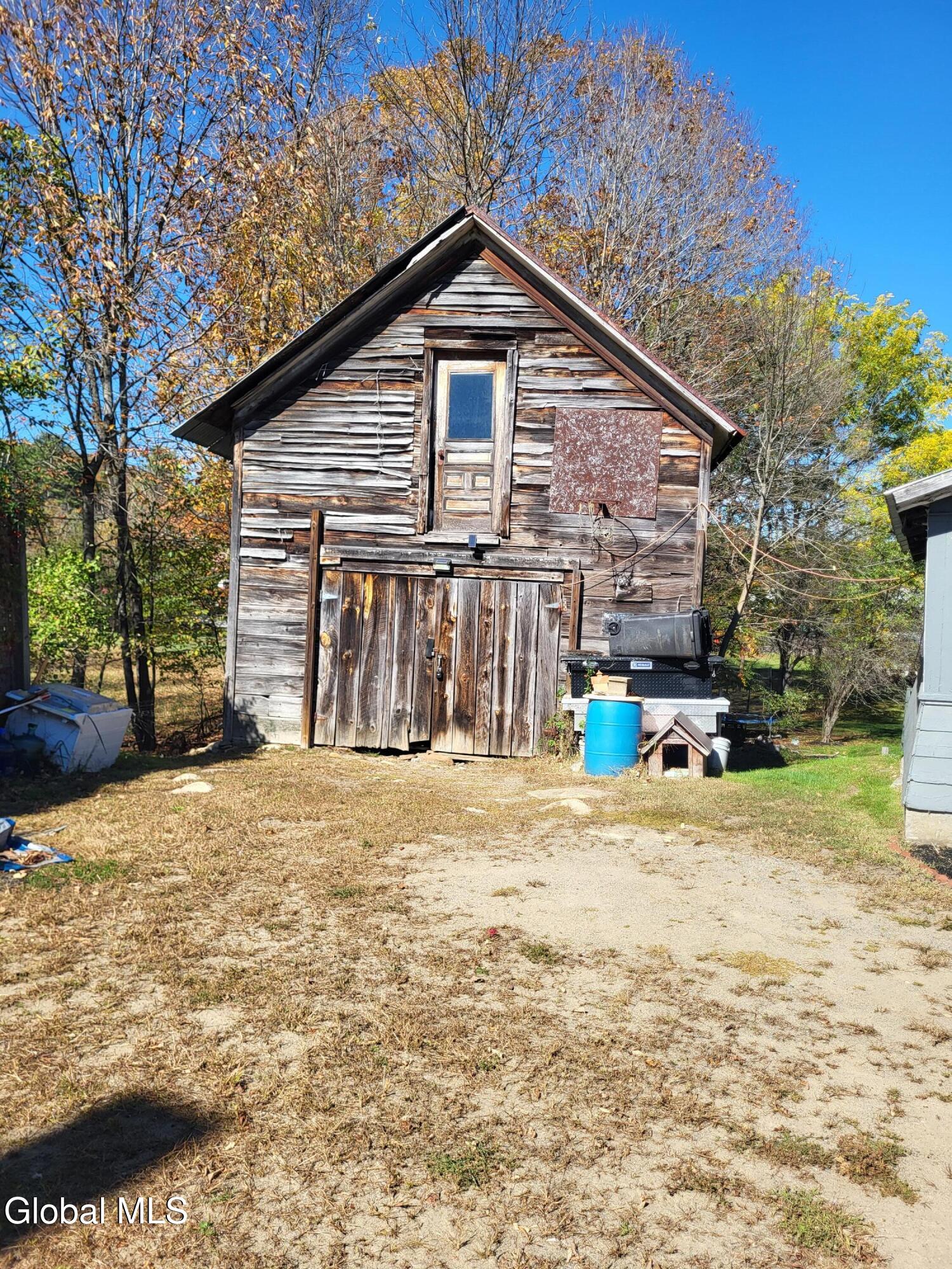 29 Hadley Road Stony Creek NY 12878