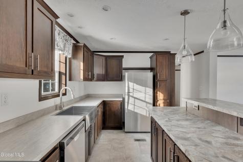 51 West Mountain Road Corinth NY 12822