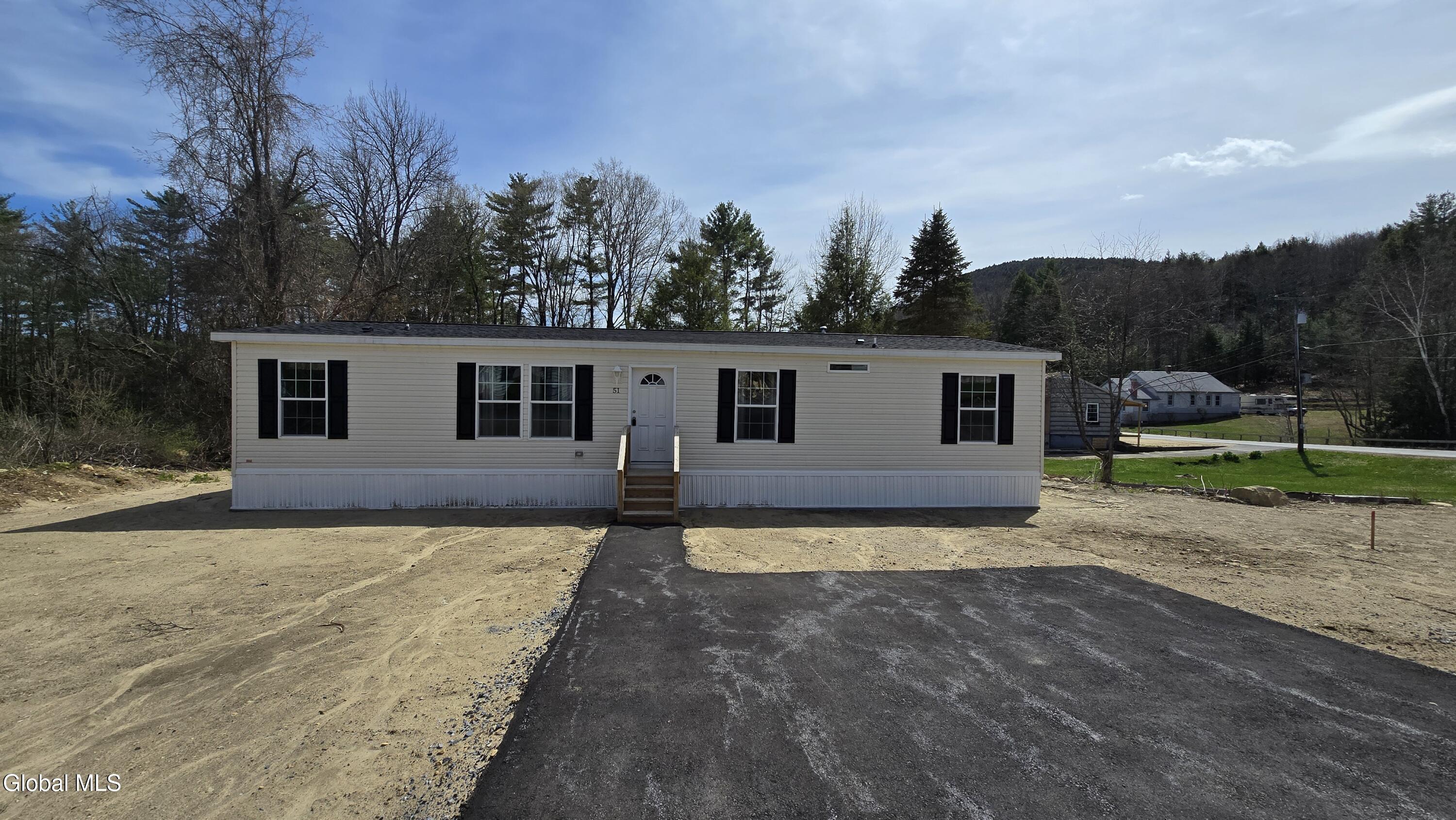 51 West Mountain Road Corinth NY 12822
