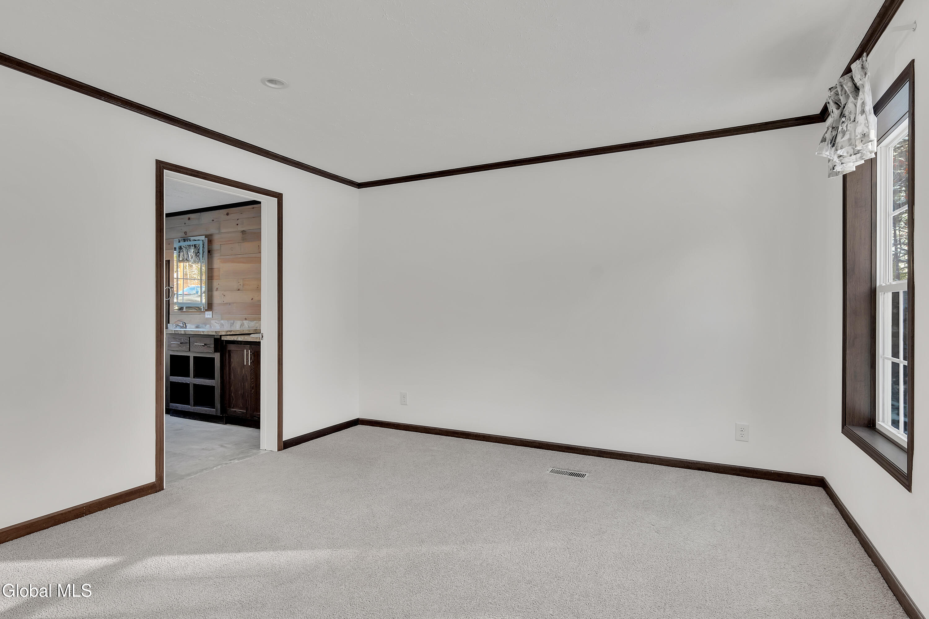51 West Mountain Road Corinth NY 12822