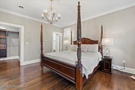 48 Franklin Street Saratoga Springs NY 12866