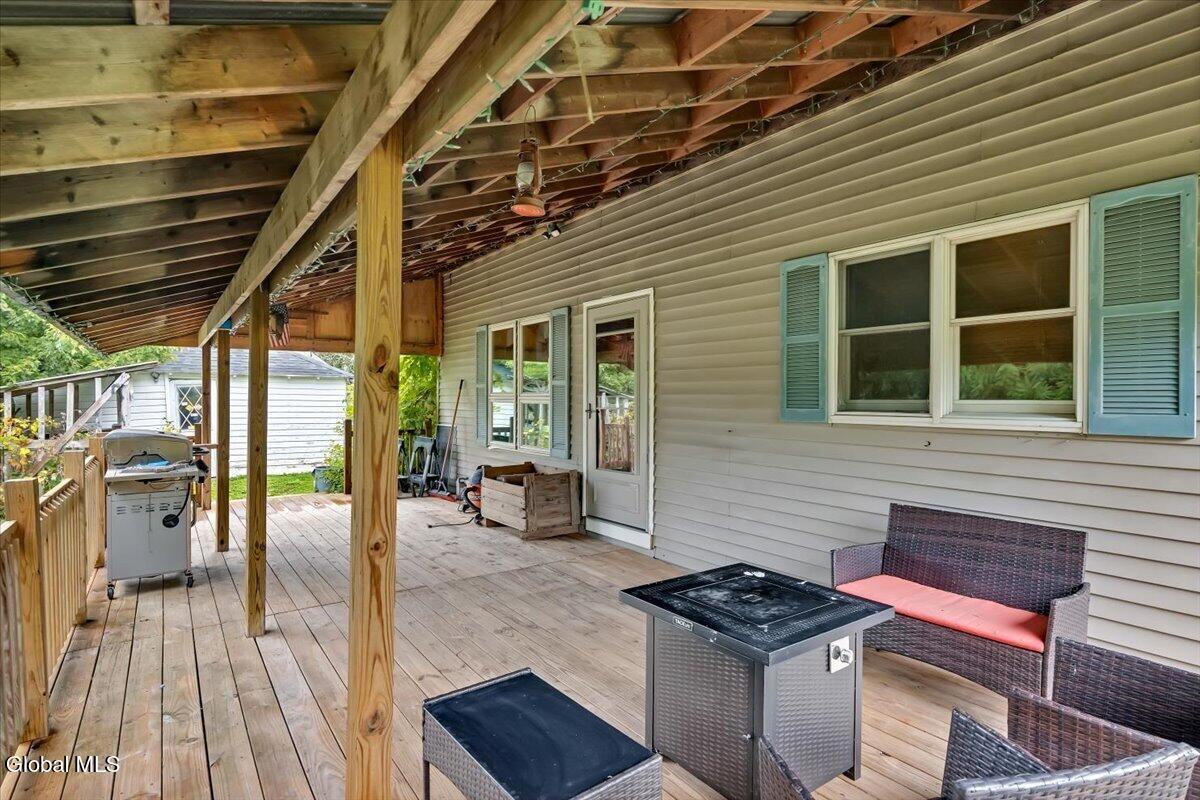 9452 Mariaville Road Pattersonville NY 12137