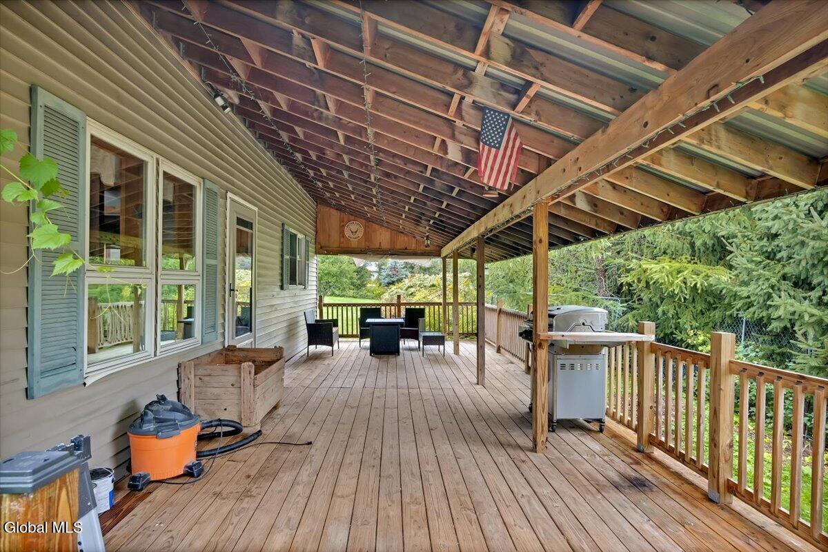 9452 Mariaville Road Pattersonville NY 12137