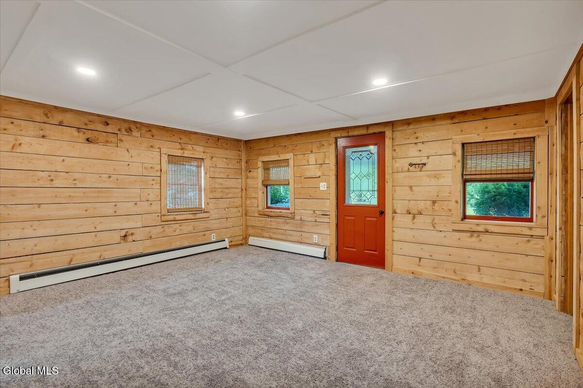 9452 Mariaville Road Pattersonville NY 12137