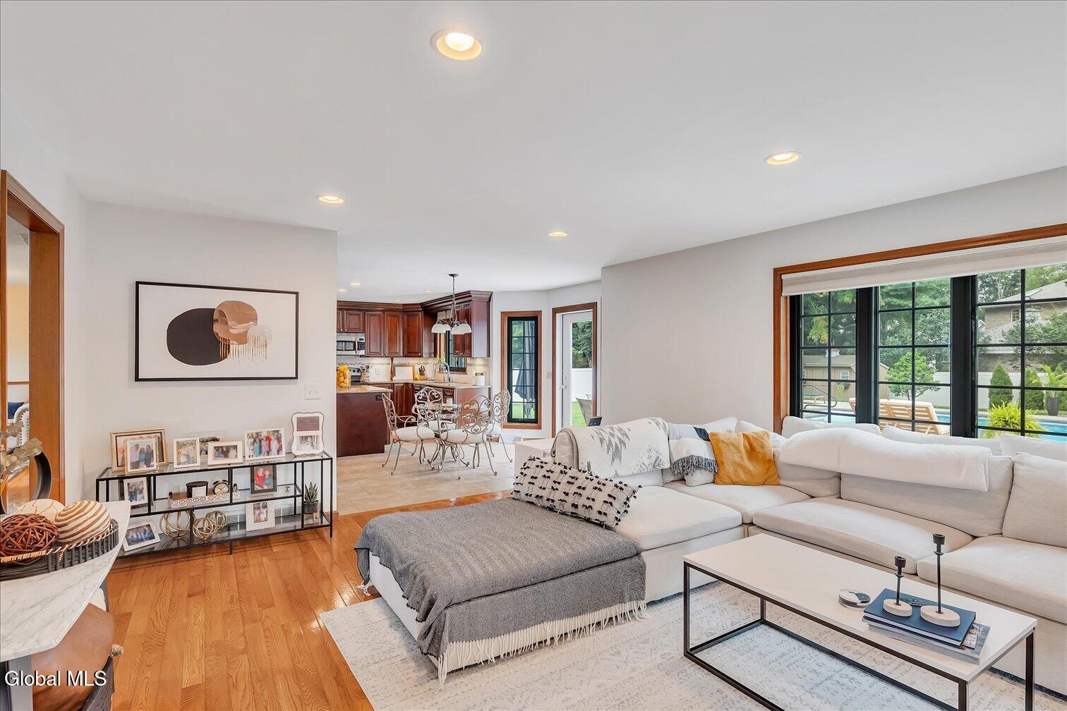 3062 New Williamsburg Drive Guilderland NY 12303